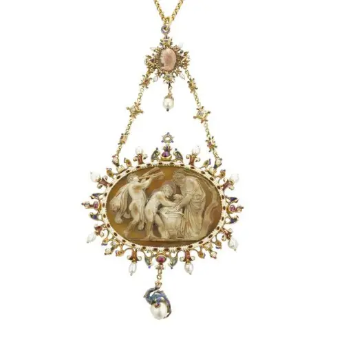 Pendant from renaissance era 
